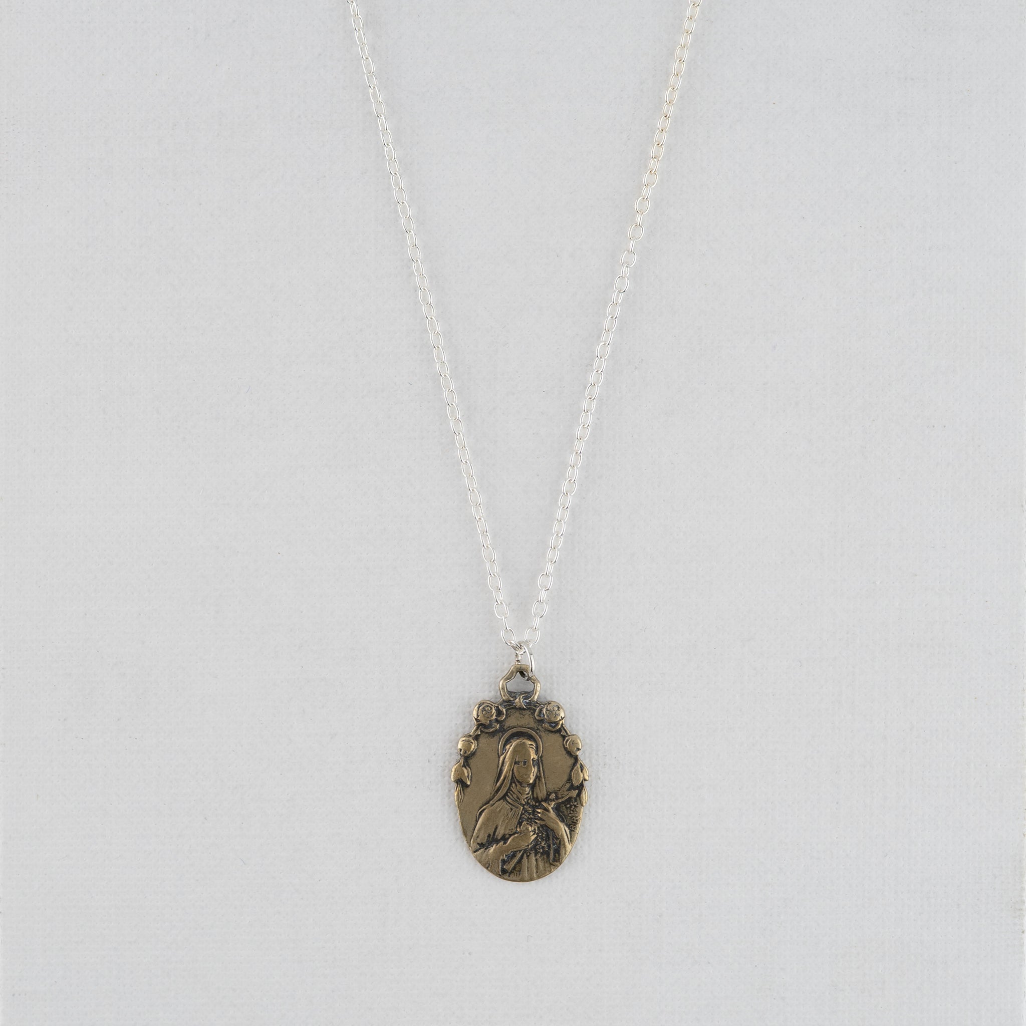 Vintage Medal Sancta Teresia A Jesu Infante v270