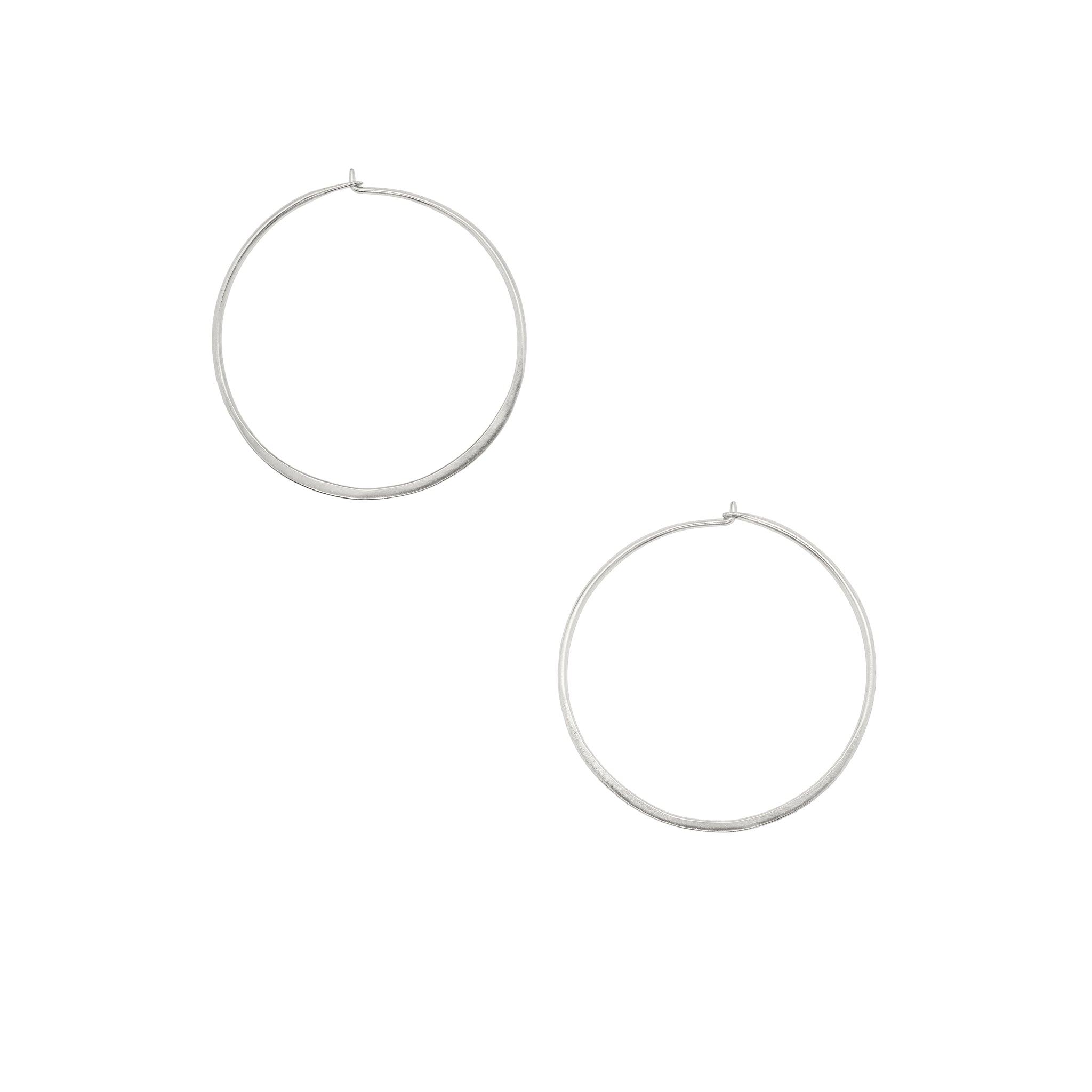 Slender Arc Hoops in Silver - 1"