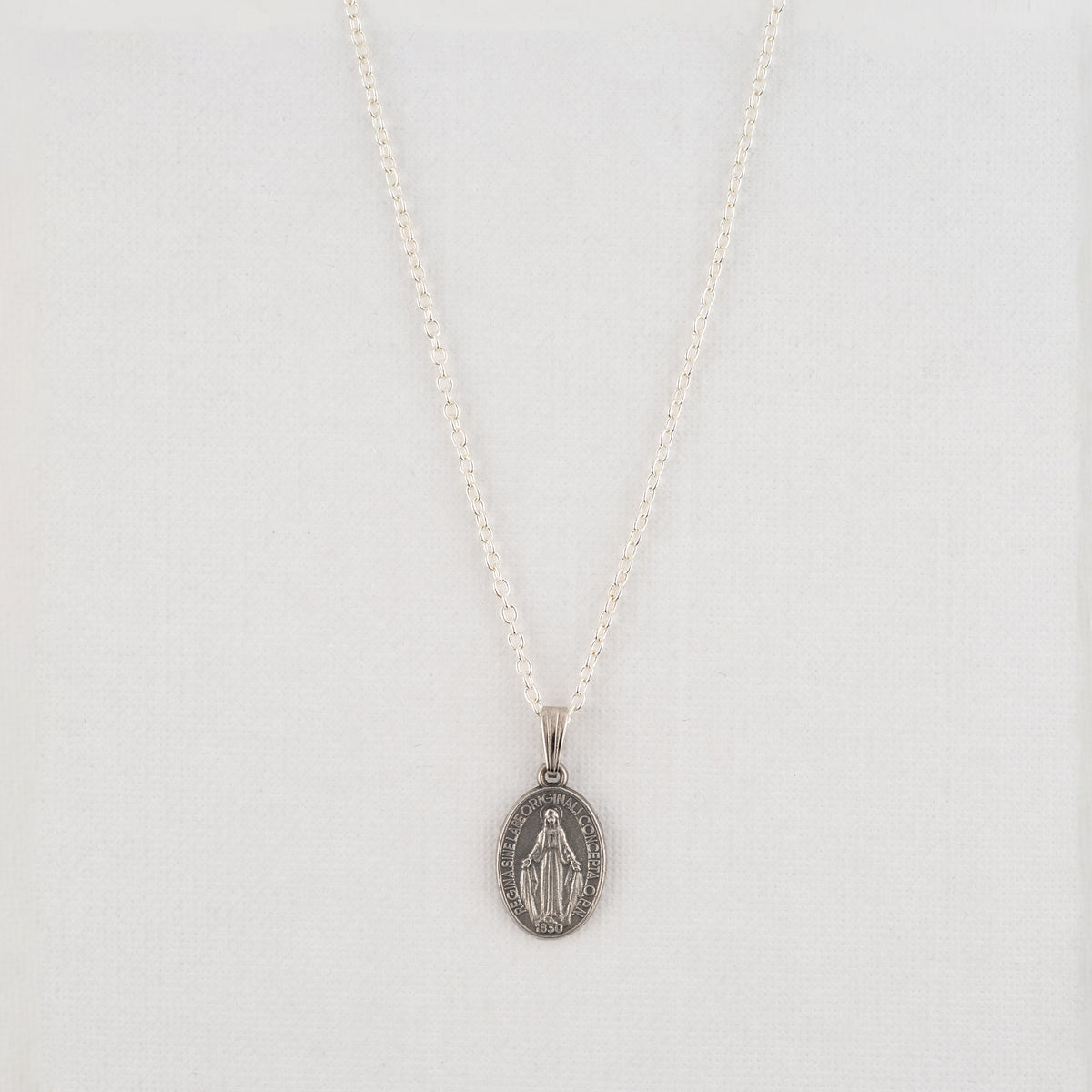 Vintage Medal Miraculous Mary v110