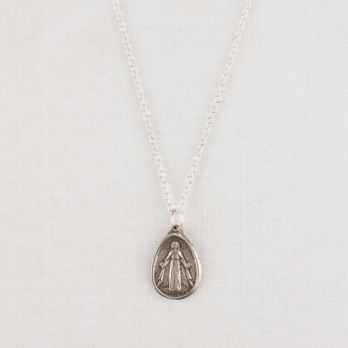 Vintage Medal Miraculous Mary V112