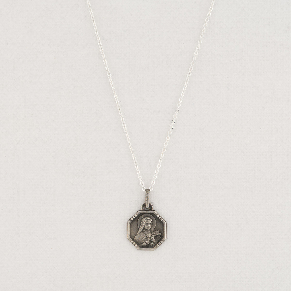 Vintage Medal Sancta Teresia A Jesu Infante v123