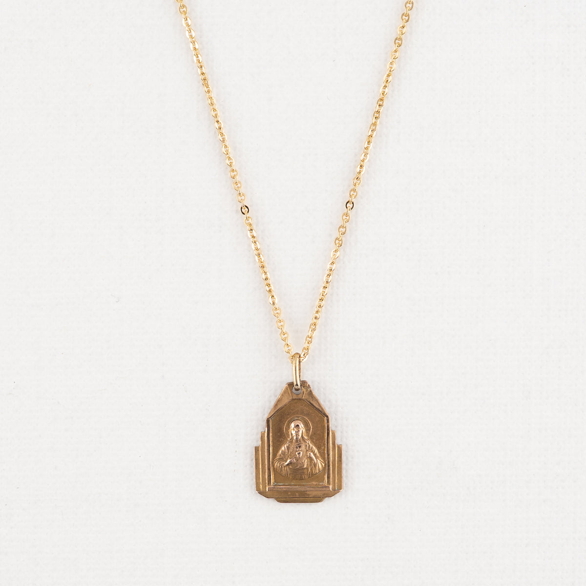 Vintage Medal Sacred Heart of Jesus v132