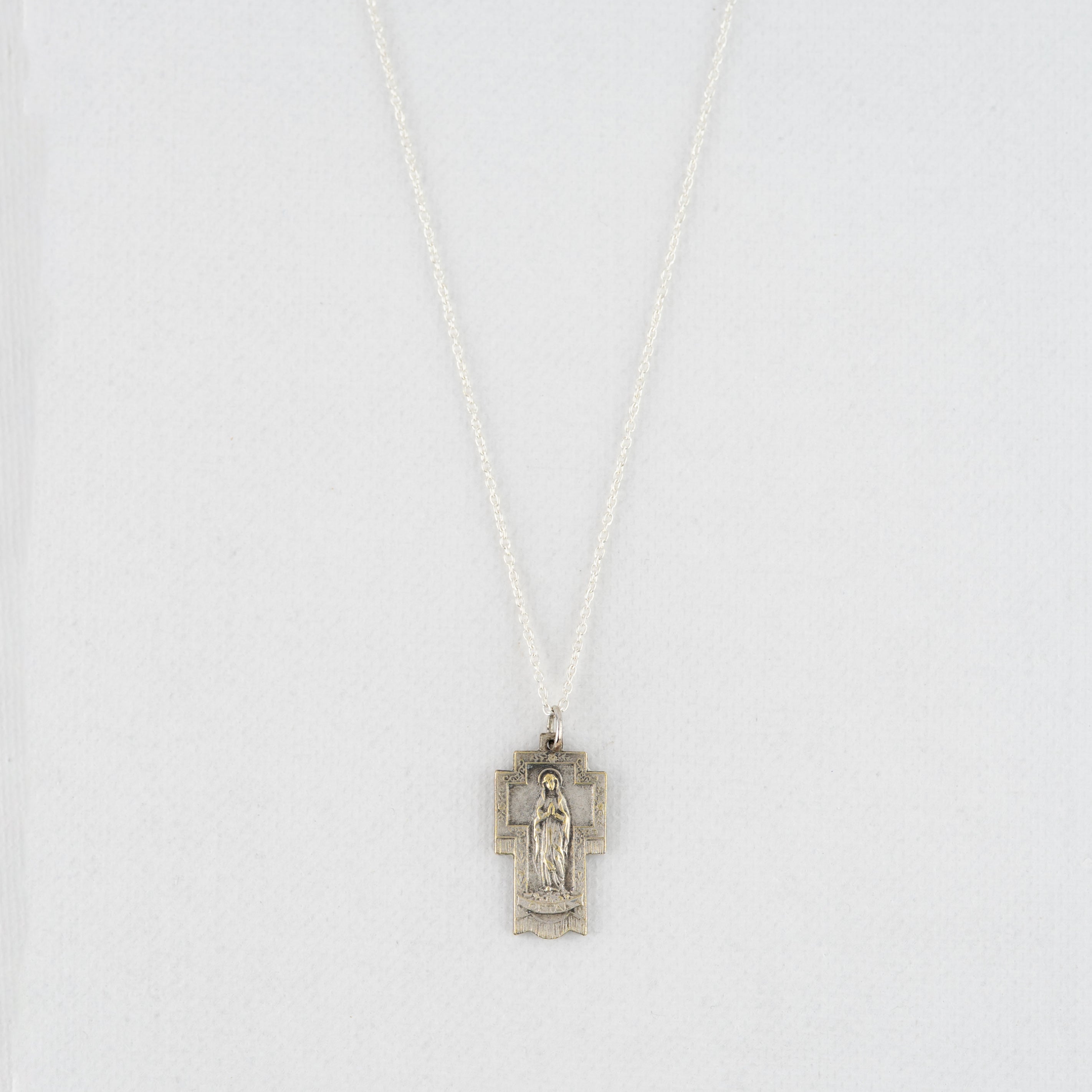 Vintage Medal Our Lady of Lourdes v38