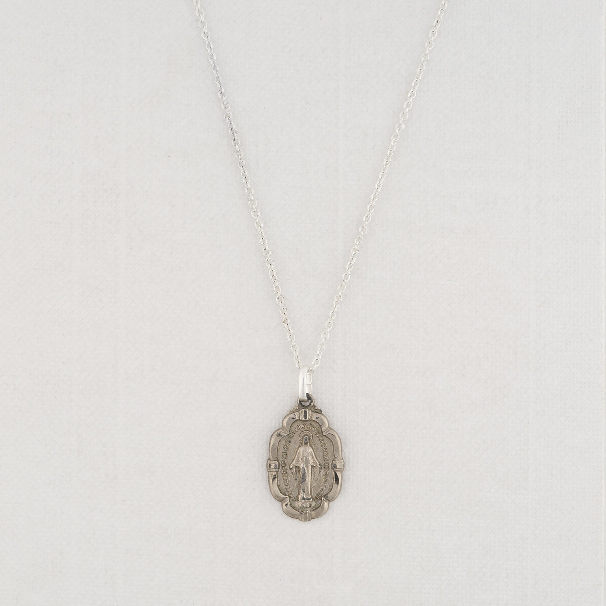 Vintage Medal Miraculous Mary v88