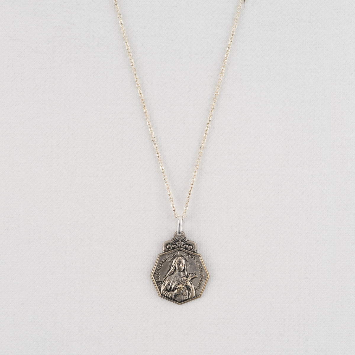 Vintage Medal Saint Teresa v92