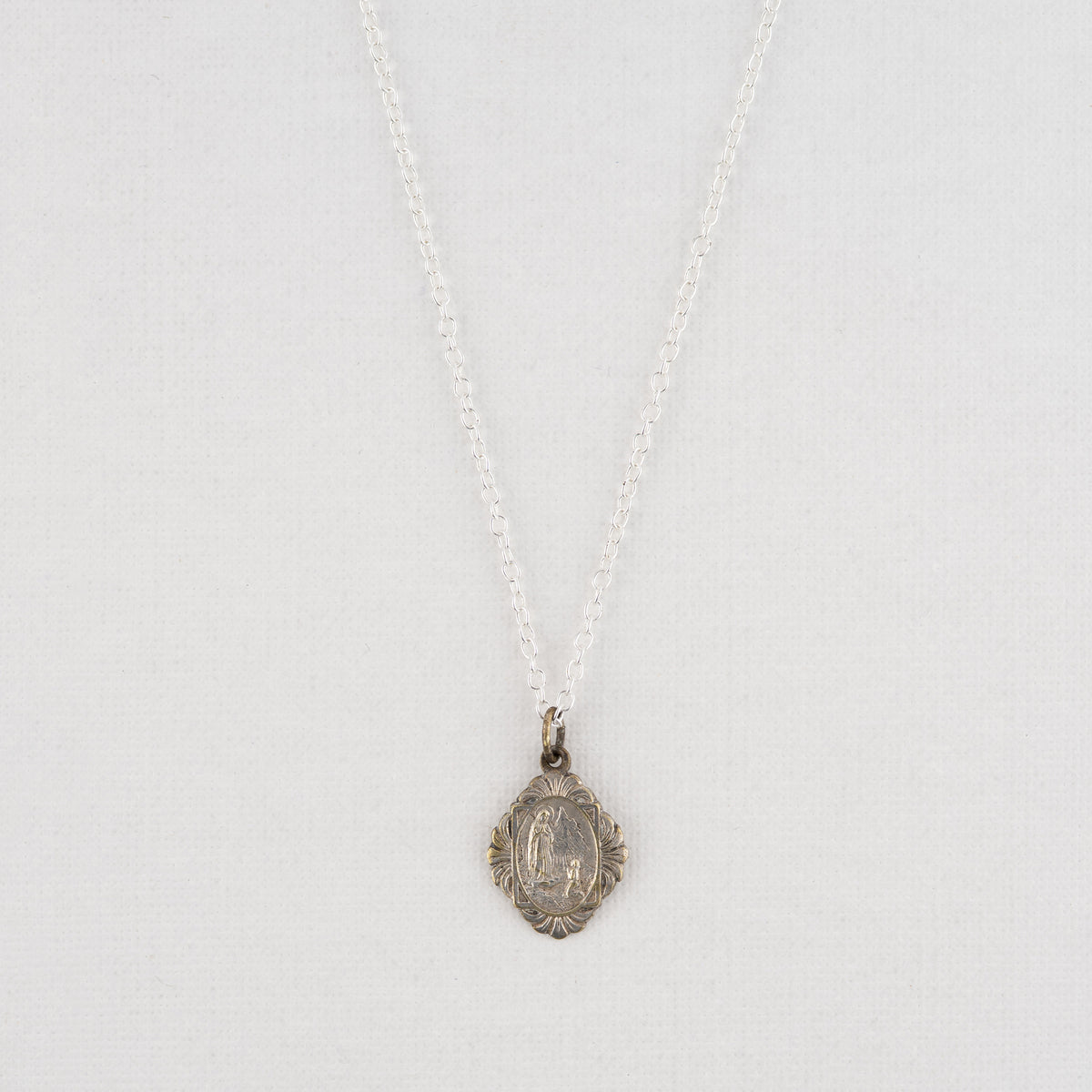 Vintage Medal Notre Dame de Banneux v93