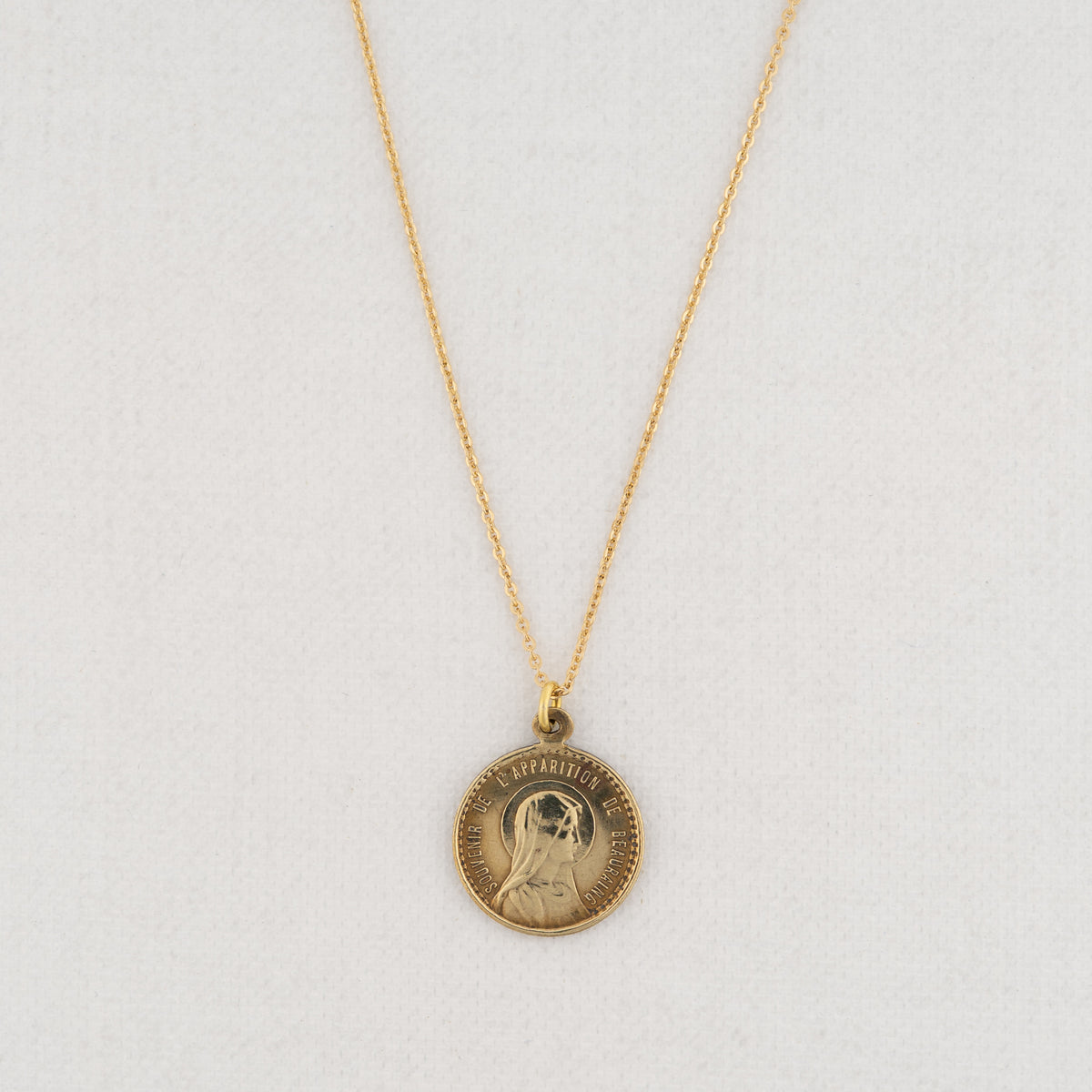 Vintage Medal Our Lady of Beauraing v95