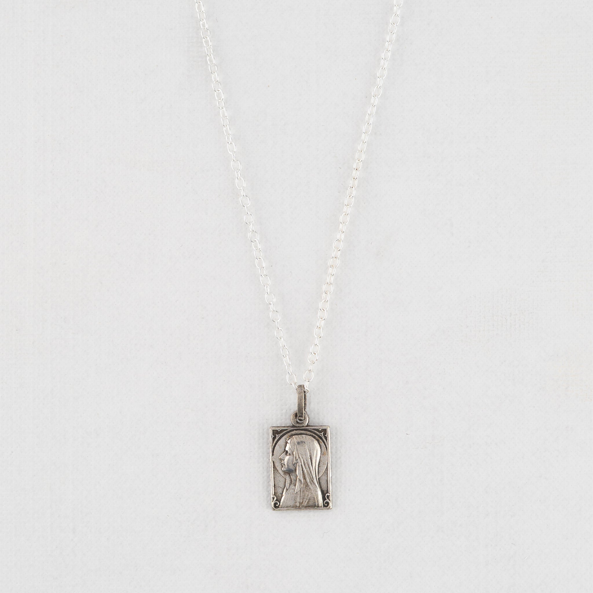 Vintage Medal Our Lady of Lourdes v374