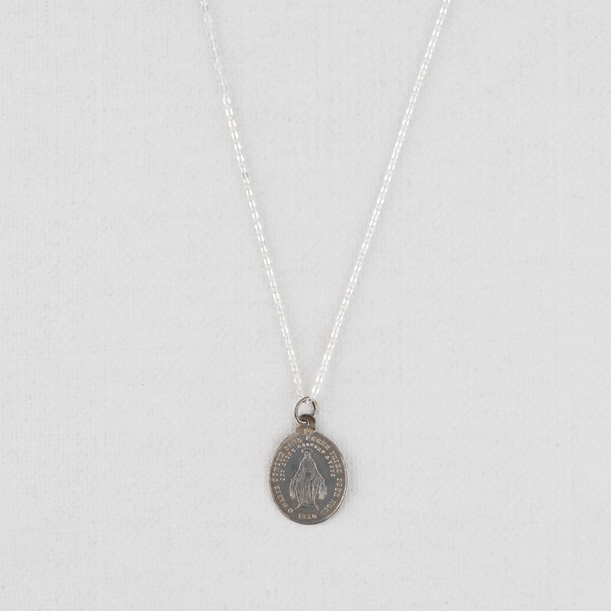 Vintage Medal Miraculous Mary v352