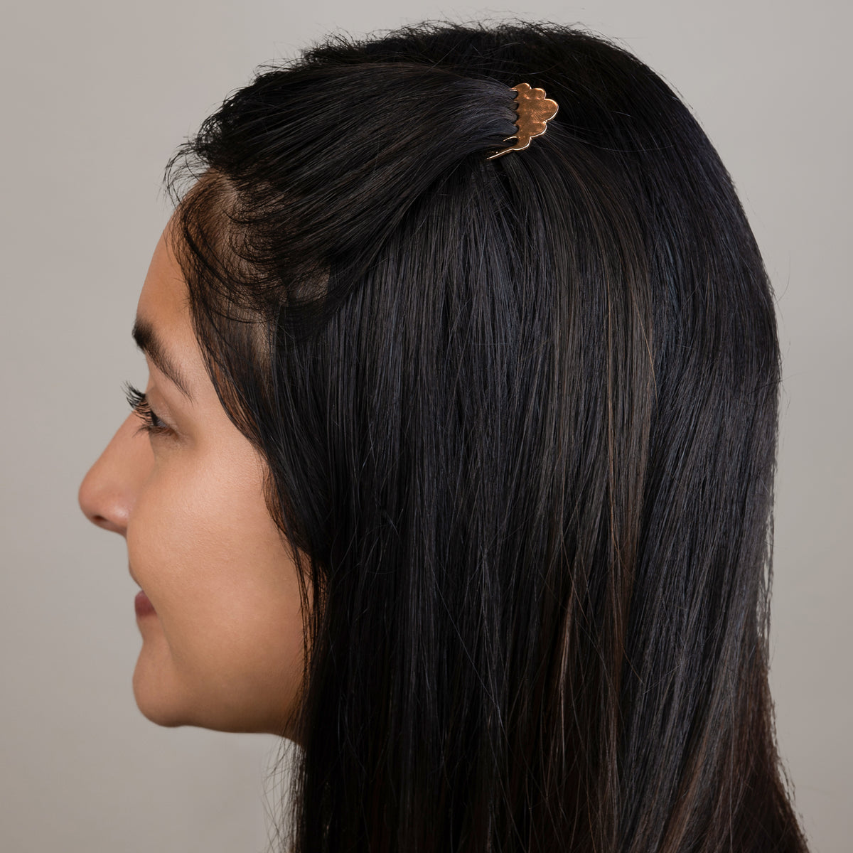 Scalloped Hair Comb in Bronze