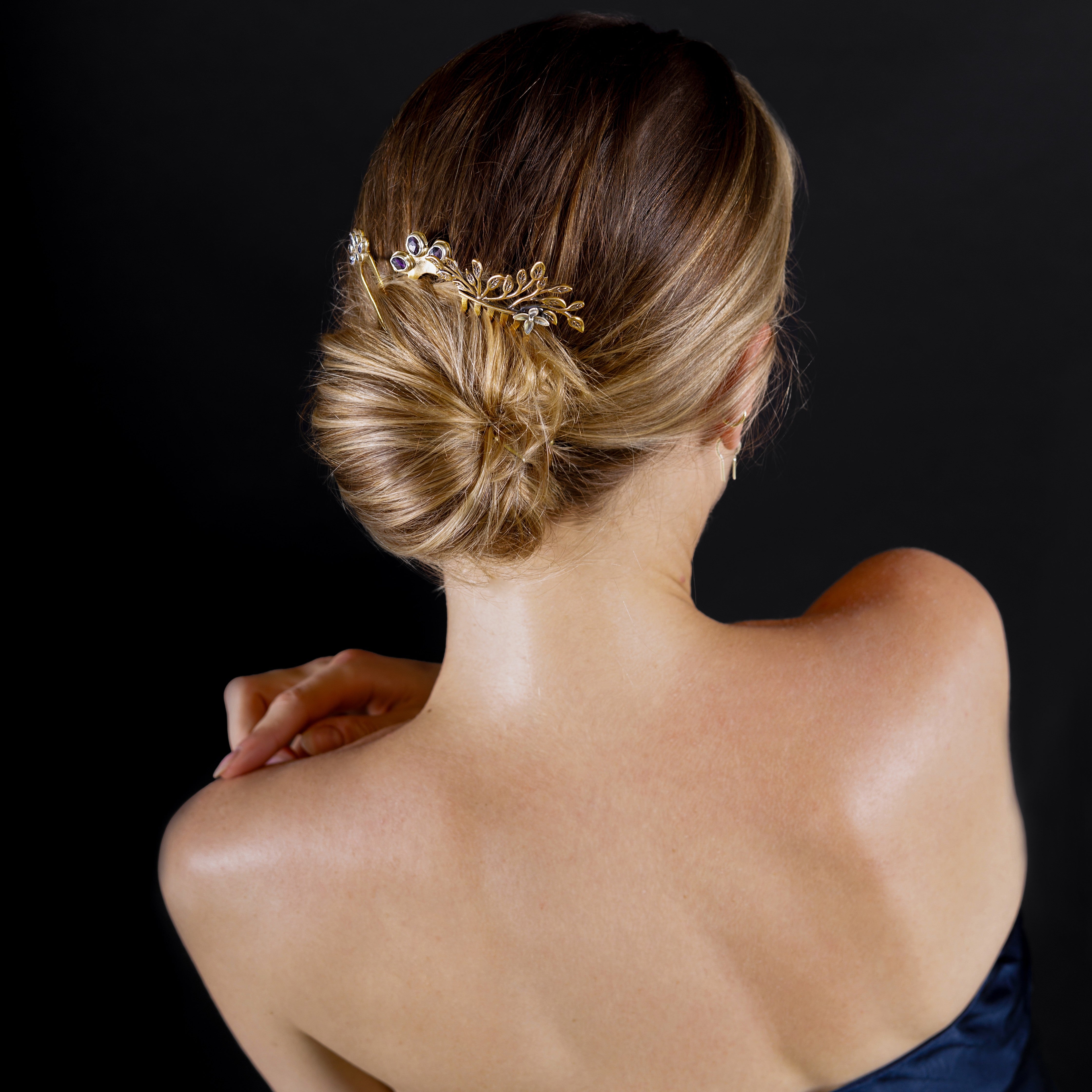 Vintage Vibe Hair Comb In Bronze - Narrow