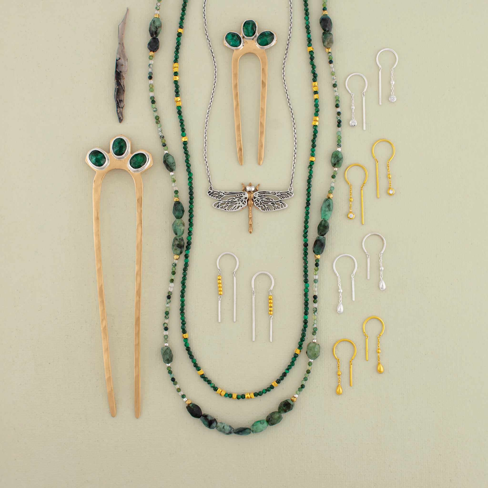 Stardust Dancer Threaders in Clear Quartz & Gold - Bottom Stone
