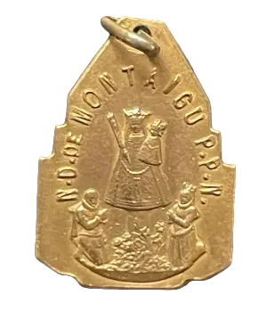Vintage Medal Sacred Heart of Jesus v132
