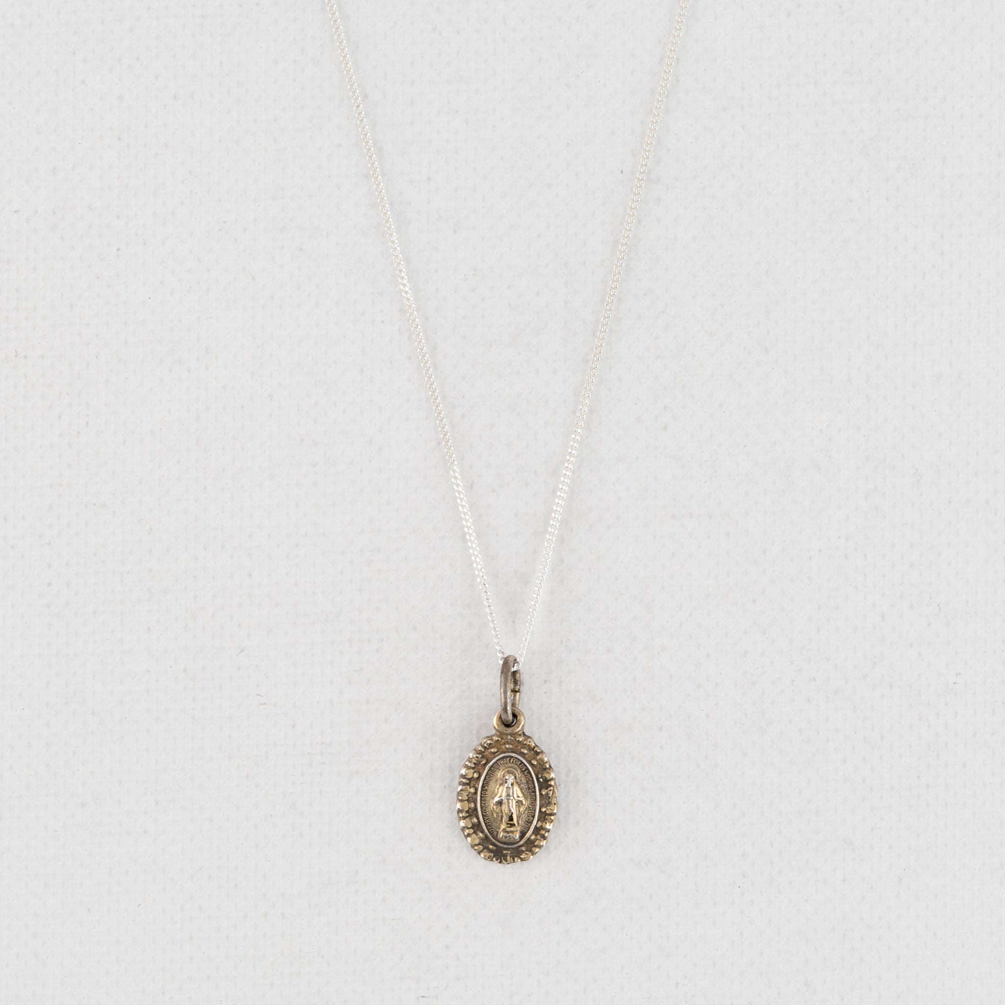 Vintage Medal Miraculous Mary v336