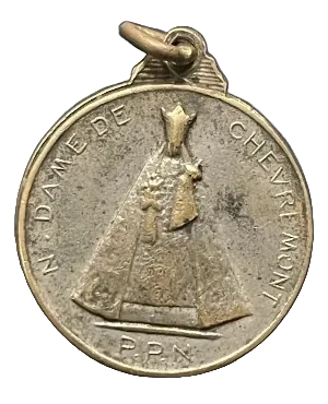 Vintage Medal Sacred Heart of Jesus v137