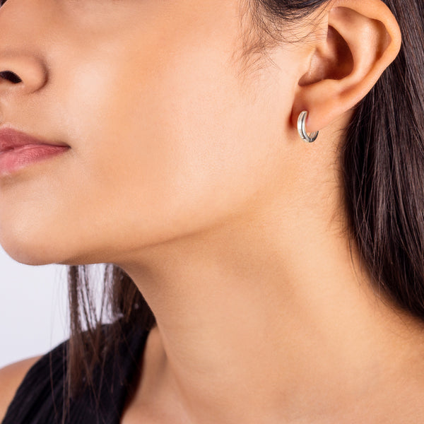 Round Clicker Hoops in Silver