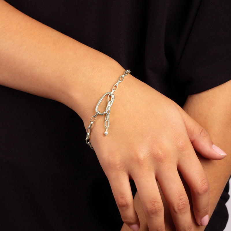 Paper Chain Bracelet Small Link in Silver The Good Collective