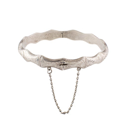 Vintage Scalloped Edge/ Bamboo Pattern Hinged Bangle (L)