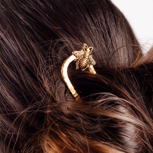 Capital Bee Hair Pin