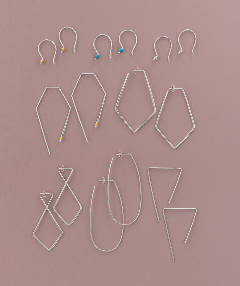 Small Curve Earring in Silver
