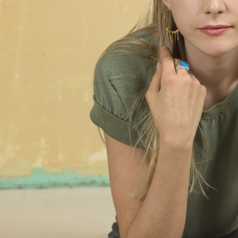 Labradorite Window Ring in Silver